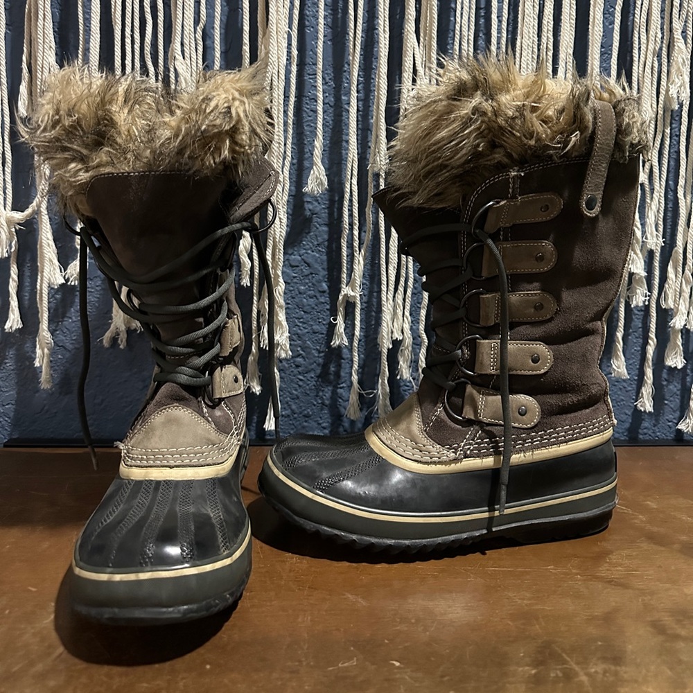 Size 8 Sorel Cate the Great winter waterproof boots